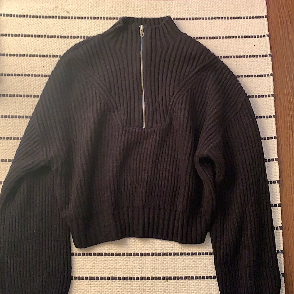 Cropped sweater - Picture 3 of 4
